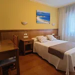 Liñares Hotel *
