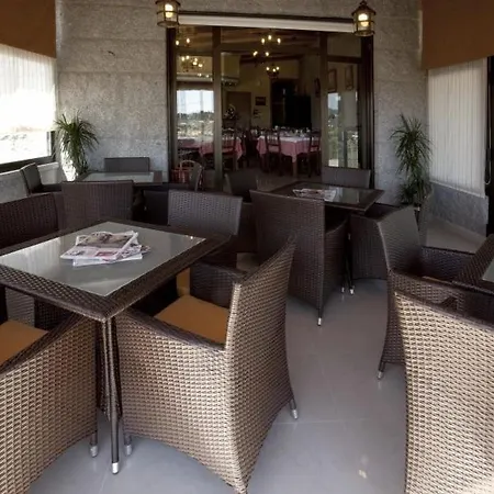 Hotel Linares Poio