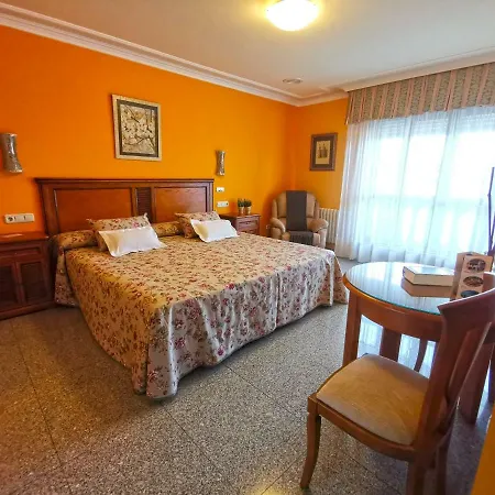 Linares Hotel *